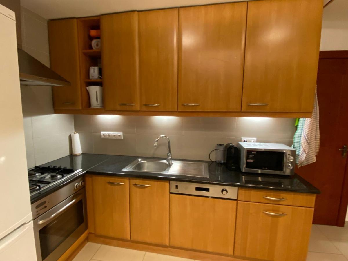 Apartament Location In The Heart Of The City, 2 Bedrooms, 2 Bathrooms *