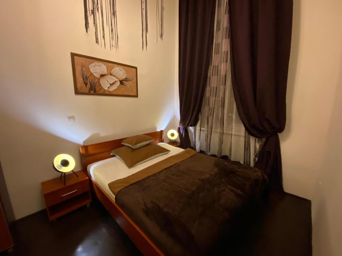 Location In The Heart Of The City, 2 Bedrooms, 2 Bathrooms * Budapesta